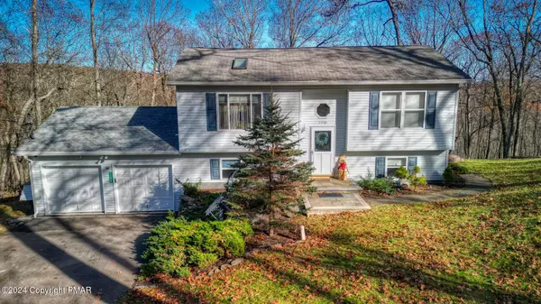 1159 Cardinal CT, Bushkill, PA 18324