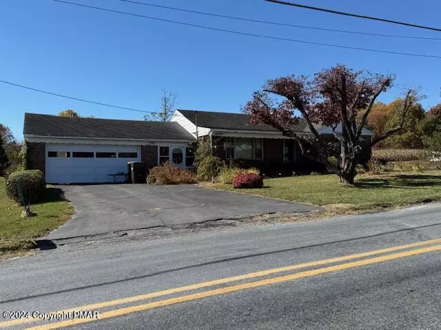 Walnutport, PA 18088,323 Long Lane RD