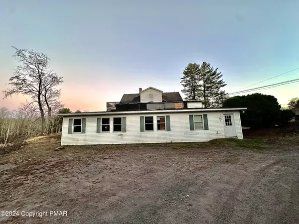 539 old River RD, Gouldsboro, PA 18424