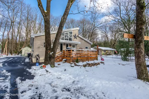 352 SCOTCH PINE DR, Pocono Summit, PA 18346