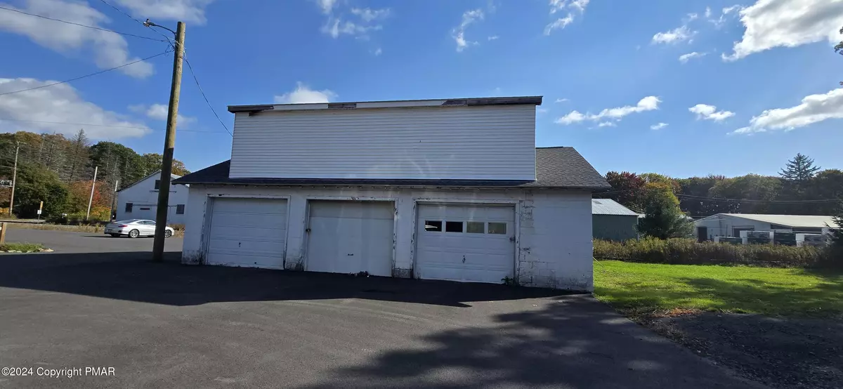 Pocono Summit, PA 18346,191 Summit AVE #Garage