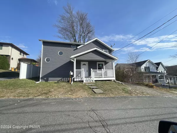 969 Throop ST, Dunmore, PA 18512