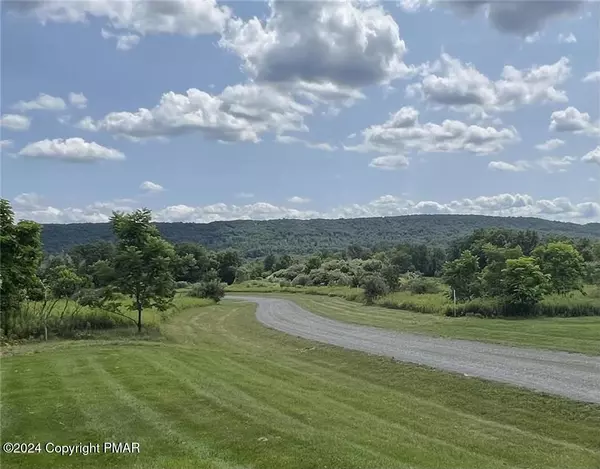 Lot 7 Sage CT, Lehighton, PA 18235