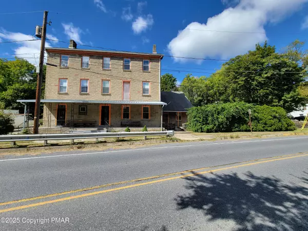 Freemansburg, PA 18017,30 Main ST