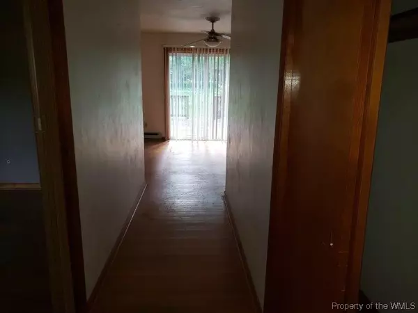 Yorktown, VA 23692,308 Lotz DR