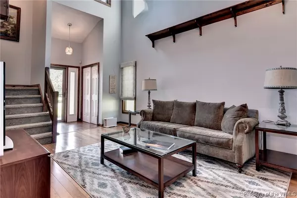 Yorktown, VA 23692,406 Dare RD