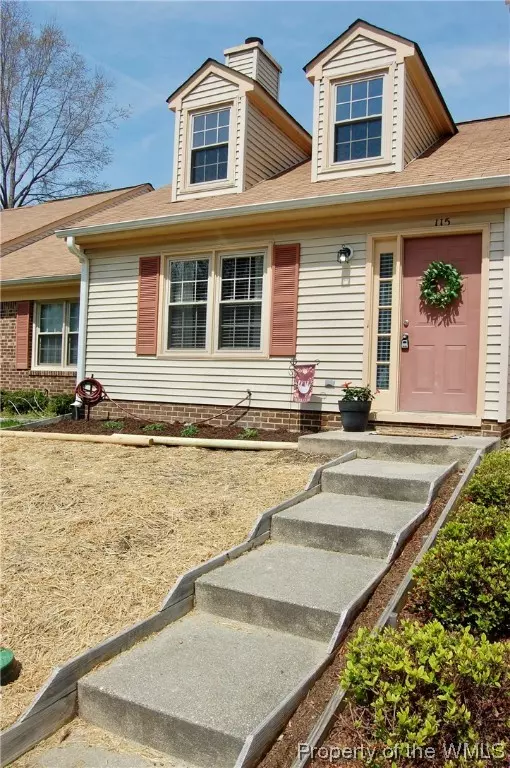 Yorktown, VA 23692,115 Briarwood PL