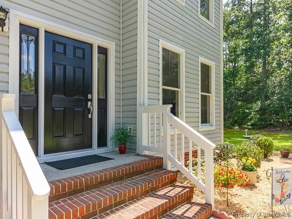 Mathews, VA 23109,89 River Estates PL