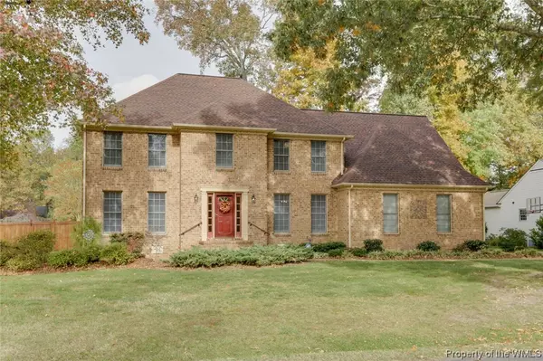 Yorktown, VA 23693,101 Nottoway Turn