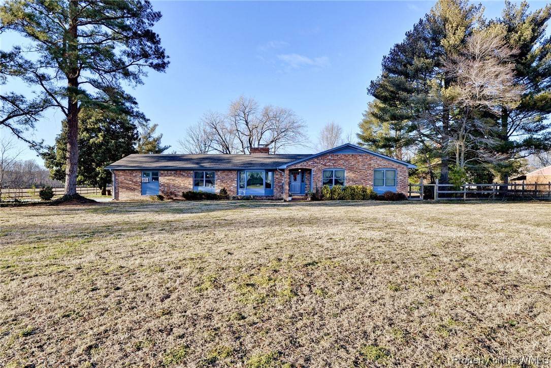 19230 Tabernacle RD, Barhamsville, VA 23011