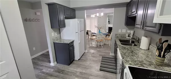 Yorktown, VA 23693,106 Heather WAY #B