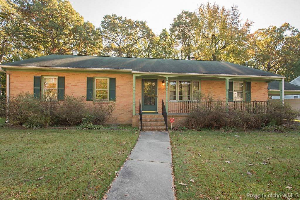 1009 Smithfield AVE, Hopewell, VA 23860