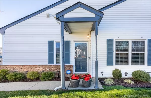 300 Monument CT #300, Yorktown, VA 23693