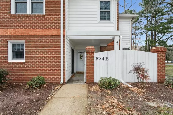 104 Sudbury WAY #E, Yorktown, VA 23693