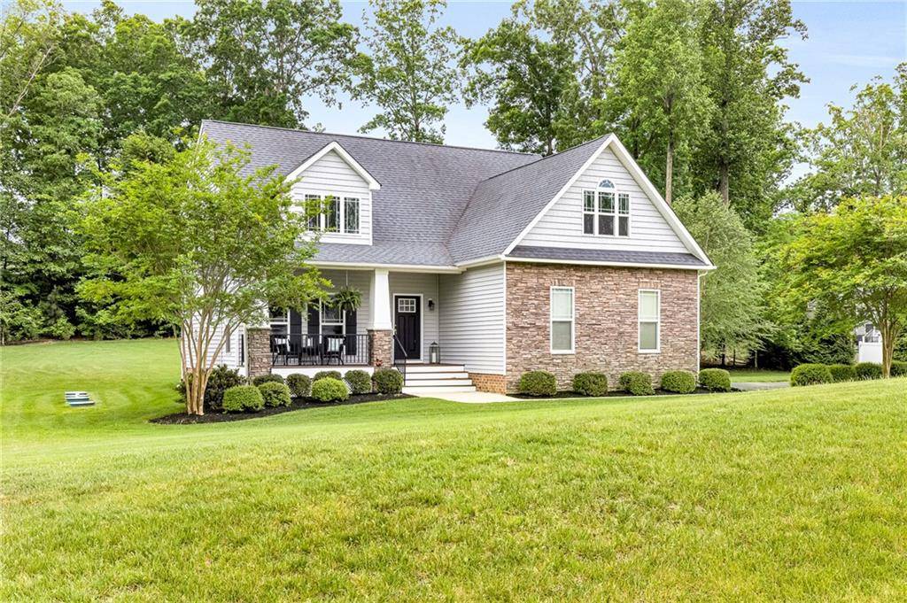 10527 Deerlake DR,  New Kent,  VA 23124