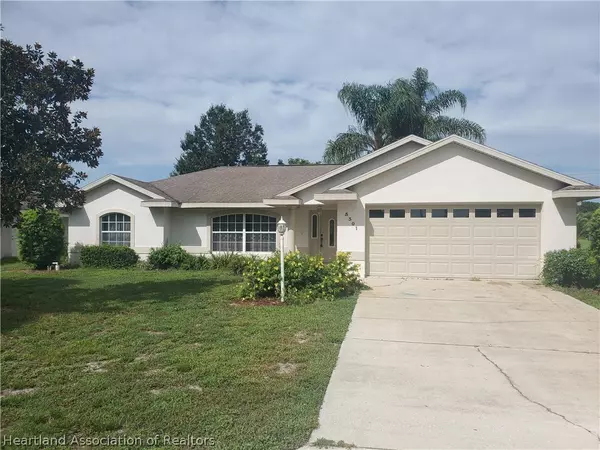 5301 Diamond DR, Sebring, FL 33875