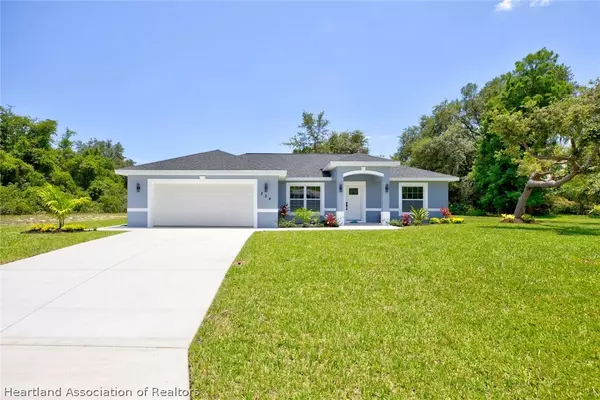 224 Robinhood TER, Sebring, FL 33876