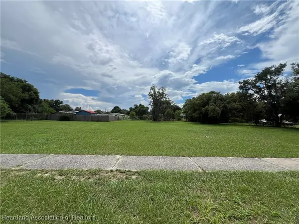 Avon Park, FL 33825,118 E Bell(Gwen Hill) ST