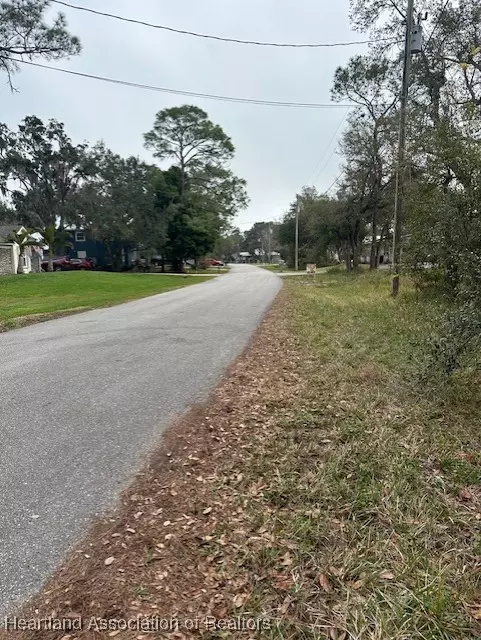 Sebring, FL 33875,2643 Oak Beach BLVD