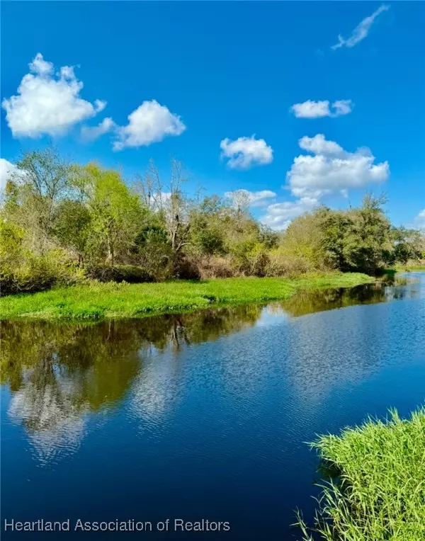 Sebring, FL 33875,5271 Riverway DR