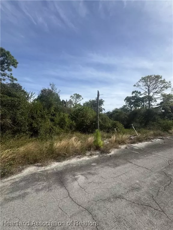 Lake Placid, FL 33852,208 Gasparilla WAY NE