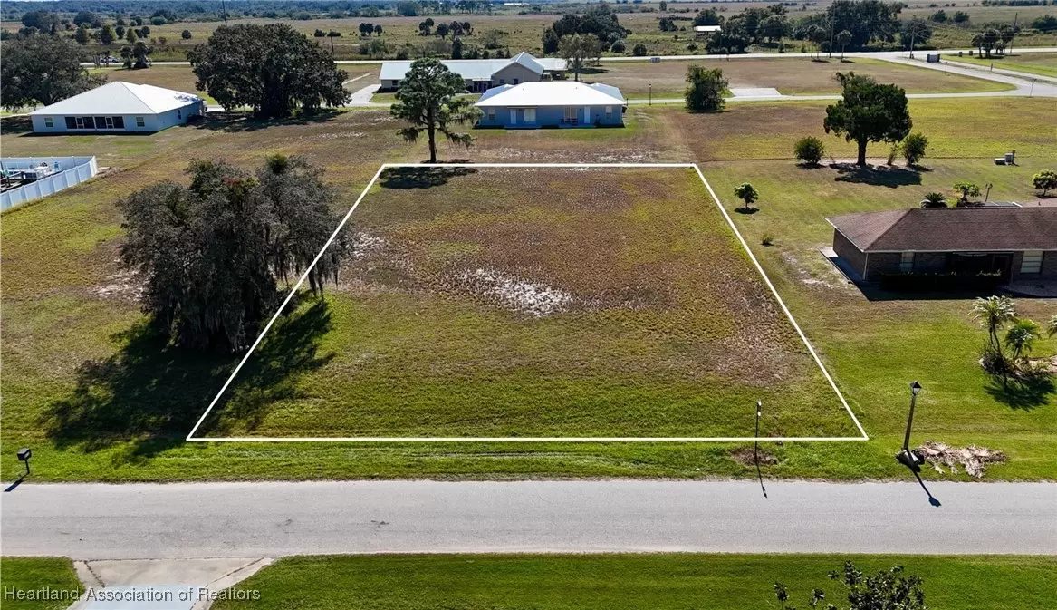 Sebring, FL 33876,8424 Hampshire DR