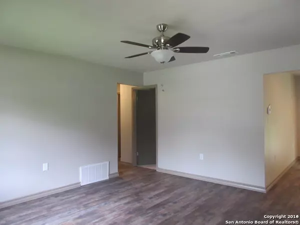 Live Oak, TX 78233-2945,7802 MARIGOLD TRACE ST