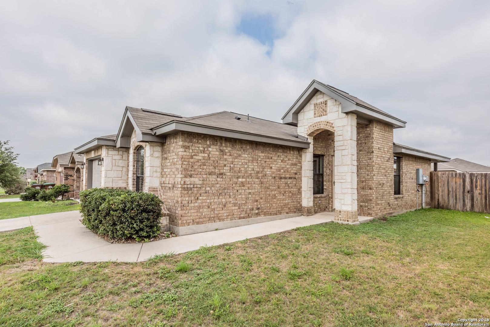 Converse, TX 78109-3687,3851 BOGIE WAY