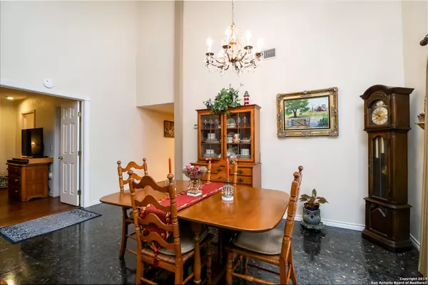 Universal City, TX 78148,13918 Oak Meadows