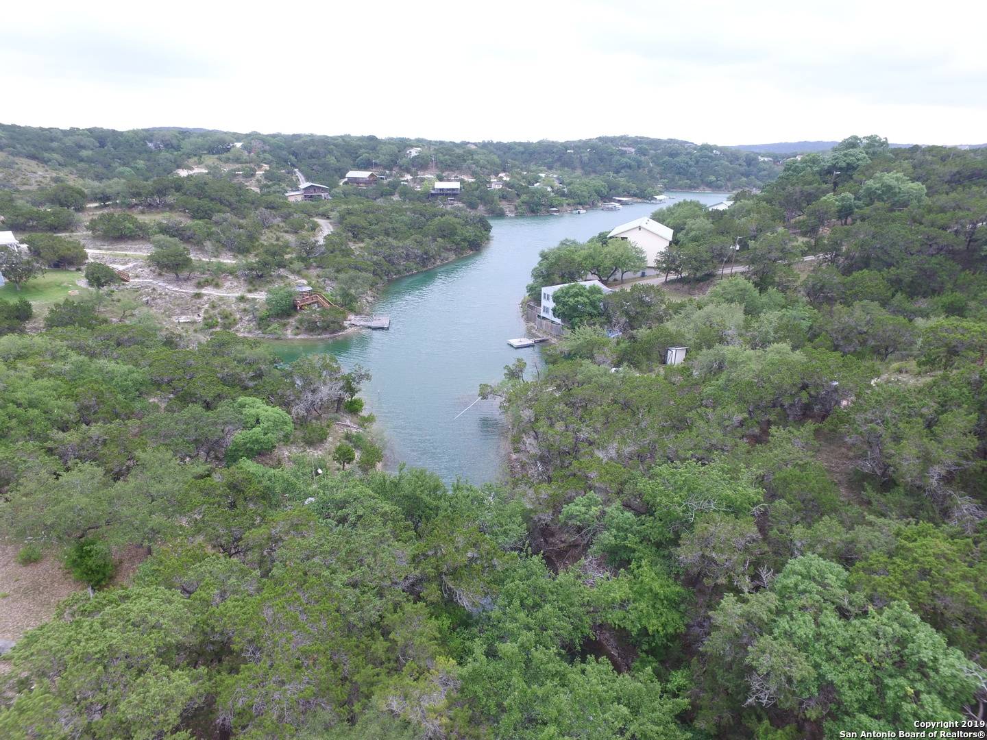 251 OAK CLIFF DR, Lakehills, TX 78063