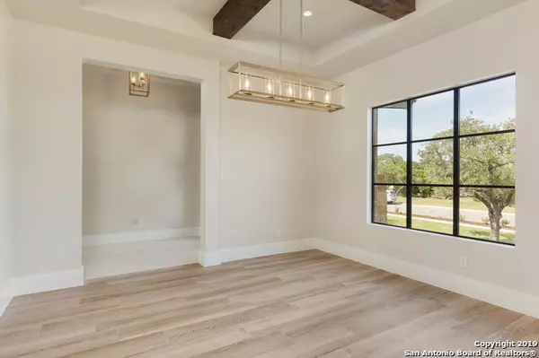 Boerne, TX 78006-2999,111 LAJITAS