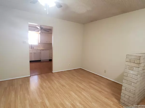 Pleasanton, TX 78064-1702,1246 ENCINO DR