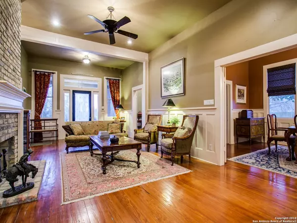 Boerne, TX 78006-7002,4 HILL VIEW LN