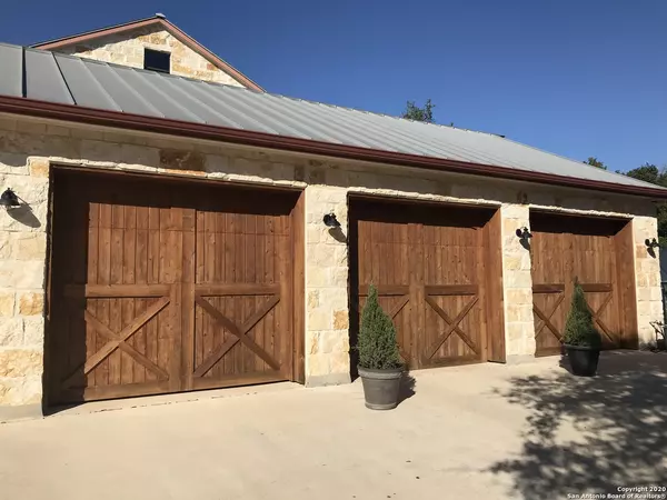 Boerne, TX 78006-3900,429 Concho St