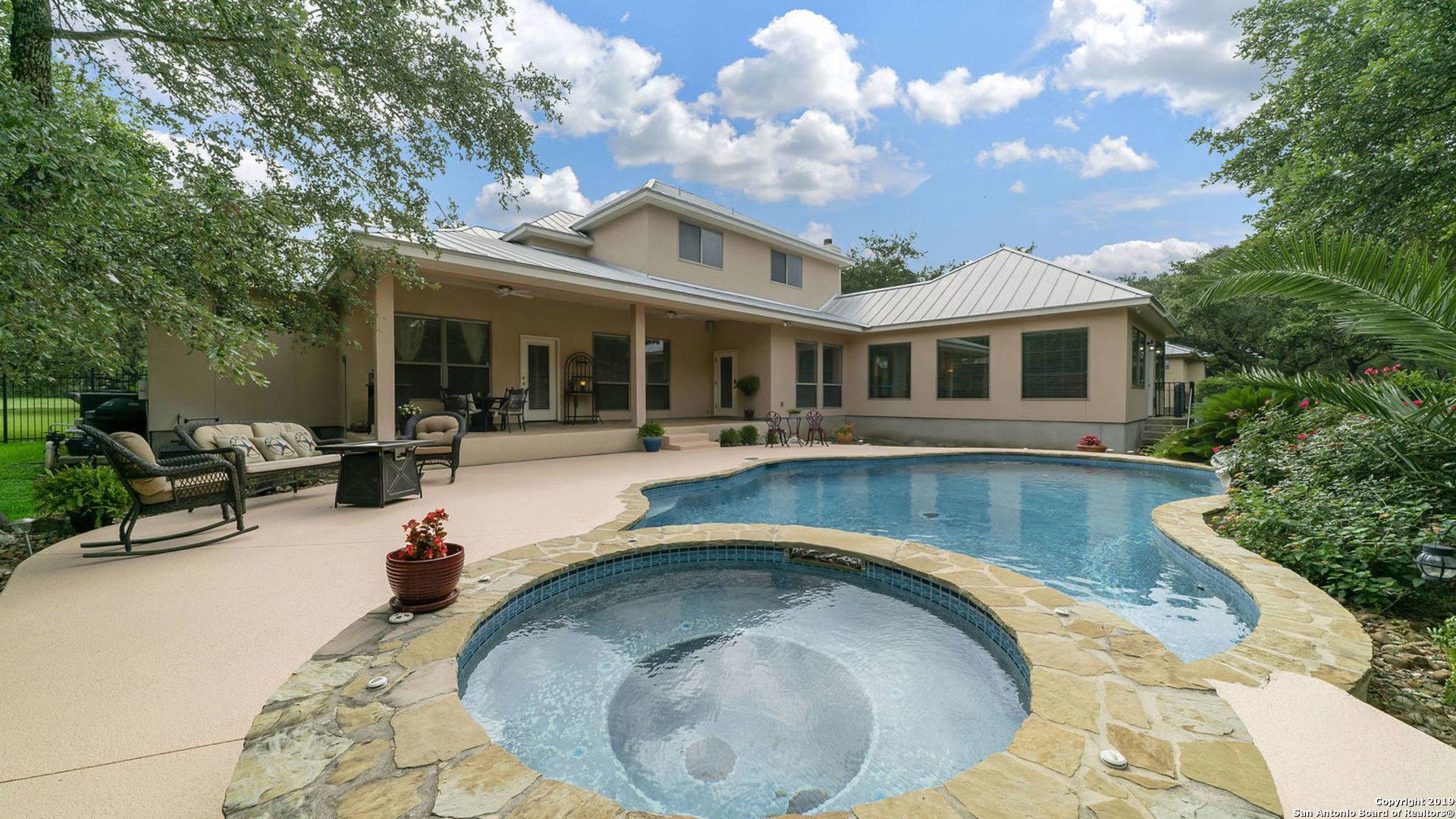 San Antonio, TX 78260-7749,910 FOXTON DR