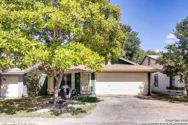 3929 HERITAGE HILL DR, San Antonio, TX 78247-2539