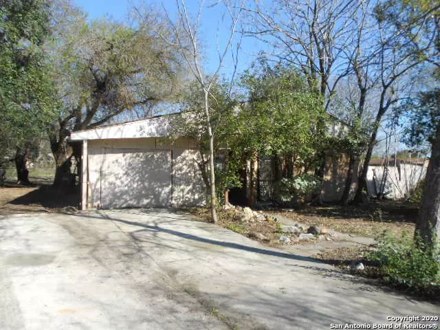 331 MEADOWOOD LN, San Antonio, TX 78216-6809