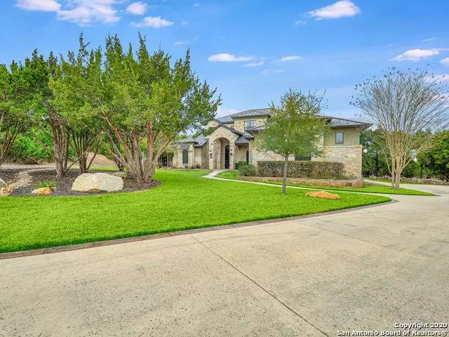 806 ULURU AVE, New Braunfels, TX 78132-3890