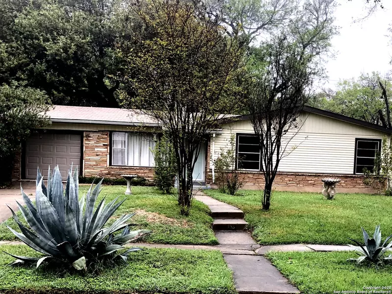 535 DRESDEN DR, San Antonio, TX 78213-3604