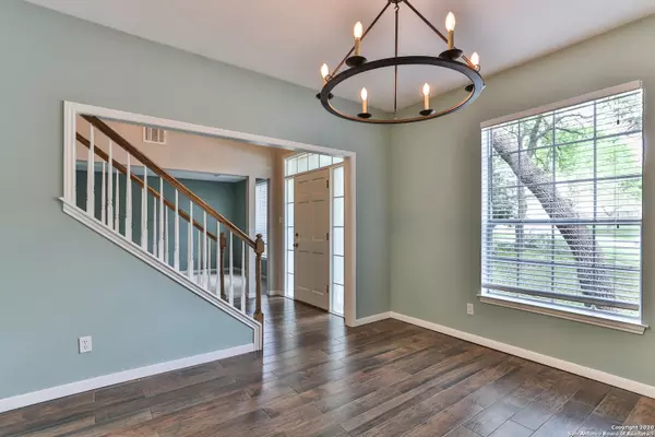 San Antonio, TX 78232-2630,2470 RIM OAK