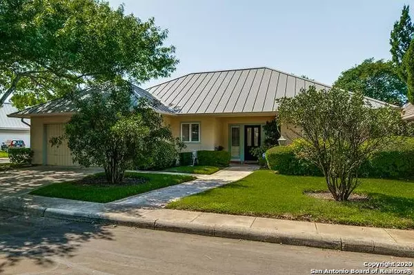 1 KENSINGTON CT, San Antonio, TX 78218-1754