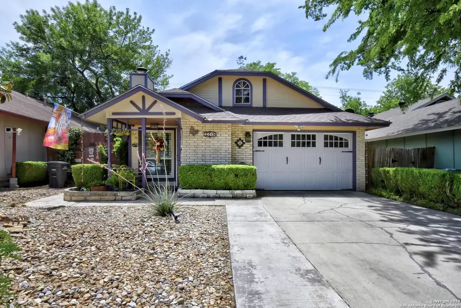 3318 STONEY SQ, San Antonio, TX 78247-3972