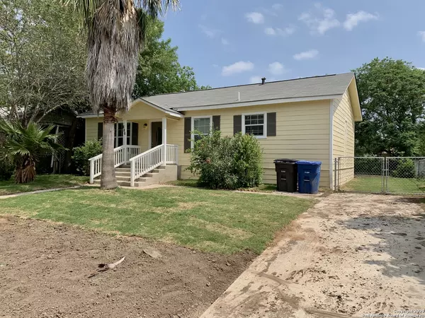 San Antonio, TX 78223-1813,222 LYRIC ST