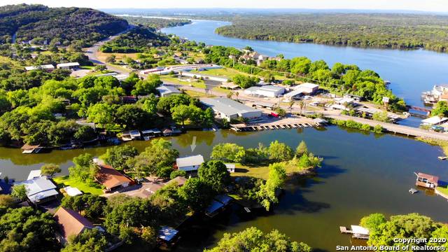 1517 CR 132A, Kingsland, TX 78639