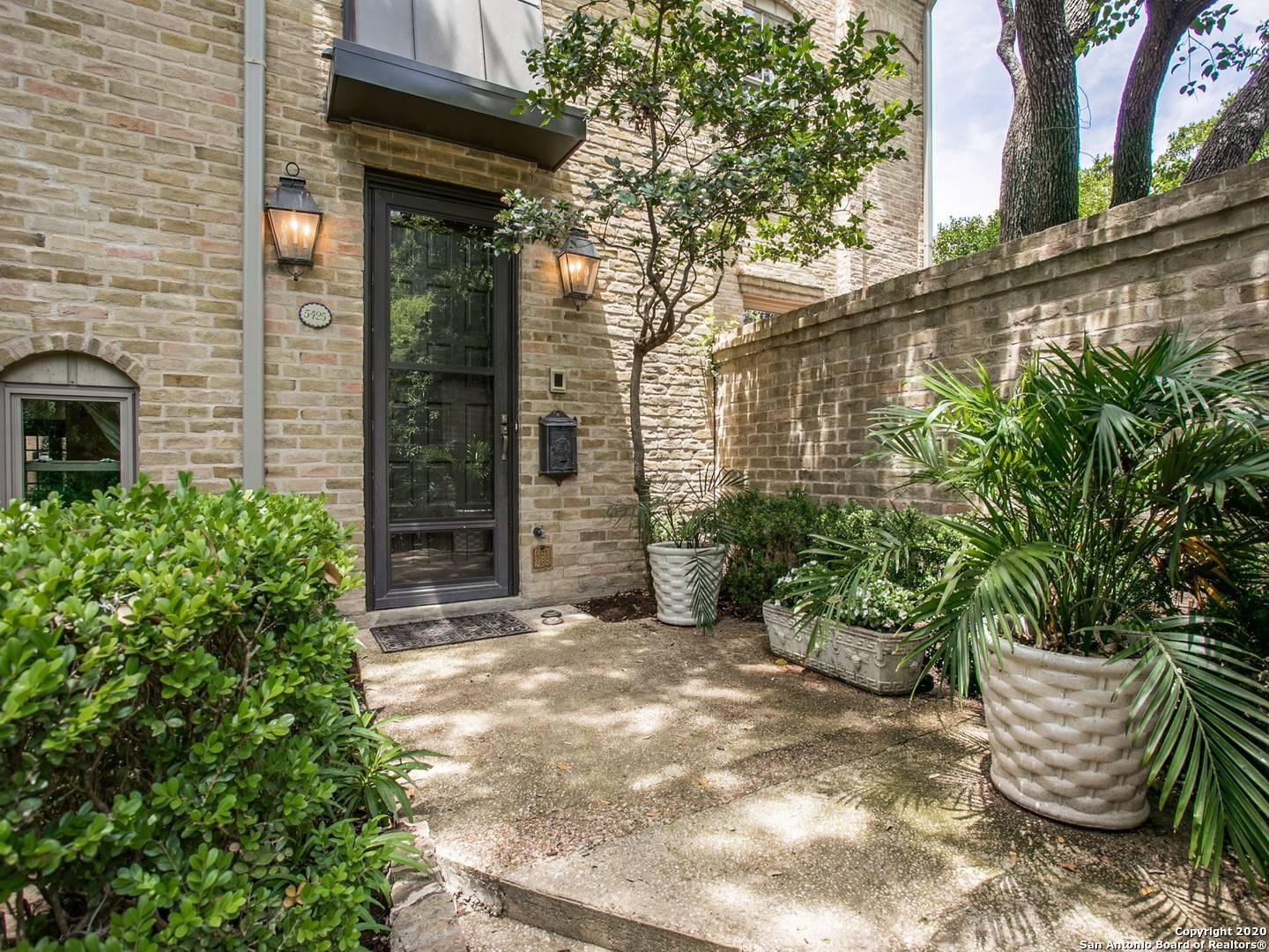 5425 New Braunfels Ave UNIT N/A, San Antonio, TX 78209-5327