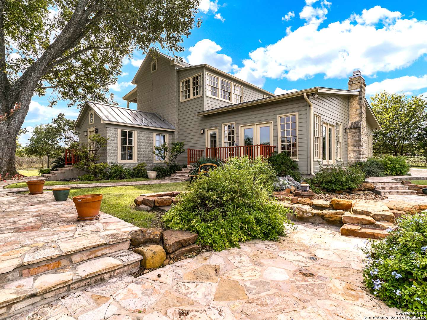 San Antonio, TX 78253-6876,695 COUNTY ROAD 381