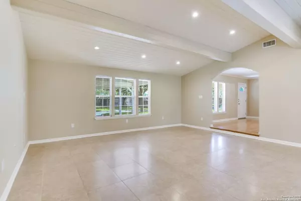 San Antonio, TX 78209-2937,406 WOODCREST DR