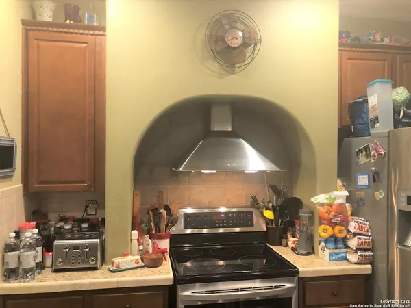 Kingsbury, TX 78638-2252,200 GANDER SLOUGH RD