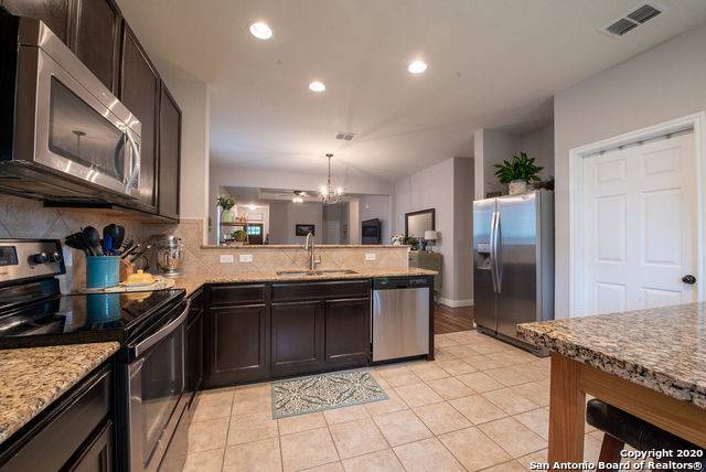 Boerne, TX 78015-4885,7634 PARAISO PT