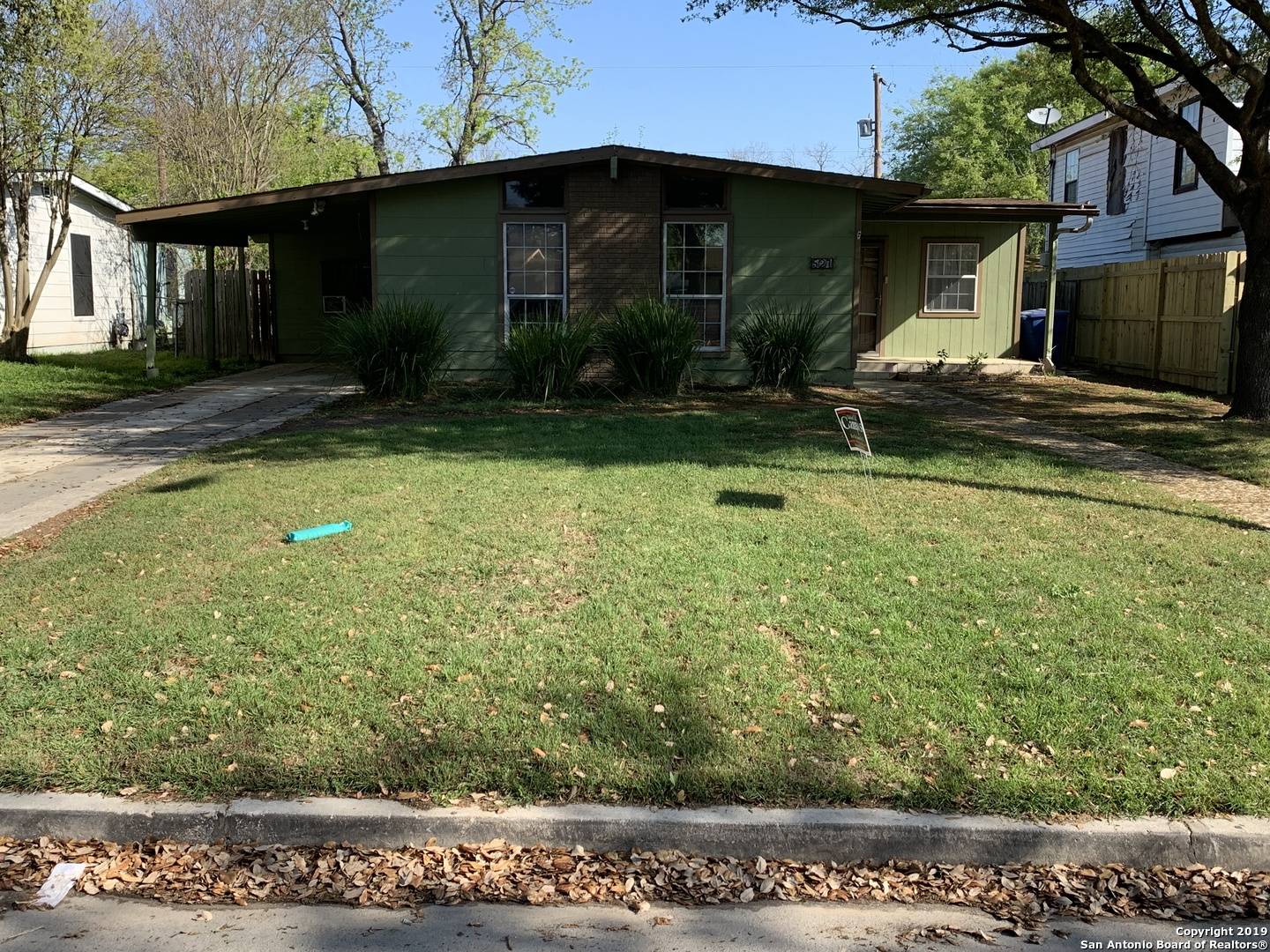 527 CONGRESS AVE, San Antonio, TX 78214-2543